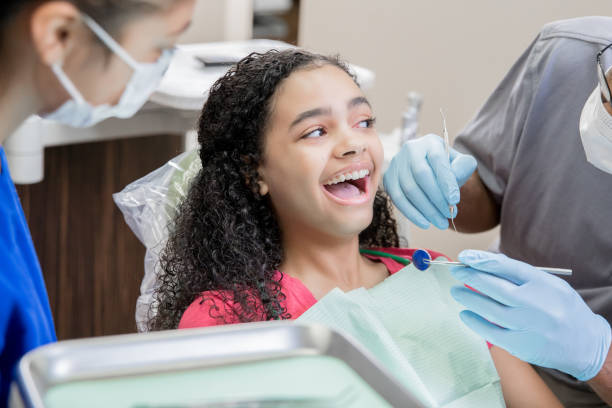 Best Cracked Tooth Emergency Dentist  in Fox Lake, IL